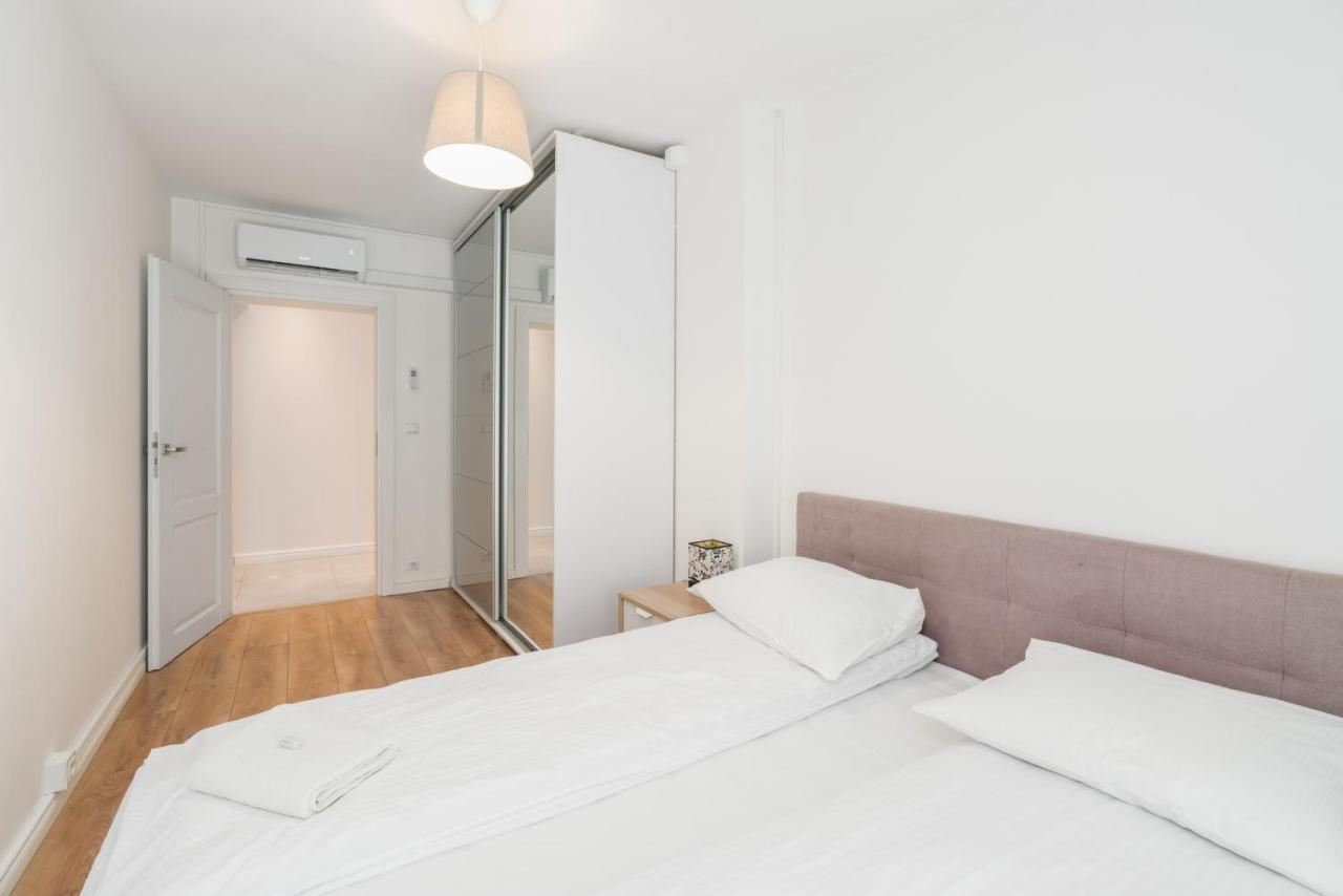 Apartment Poznan Old Town Strzelecka By Noclegi Renters Екстер'єр фото